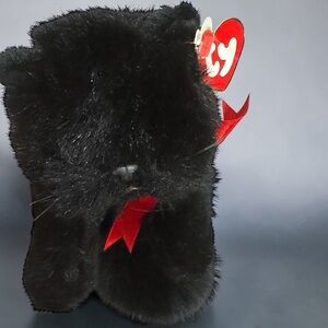 Ty Beanie Baby Black Cat "Licorice” Plush with Red Heart Tag